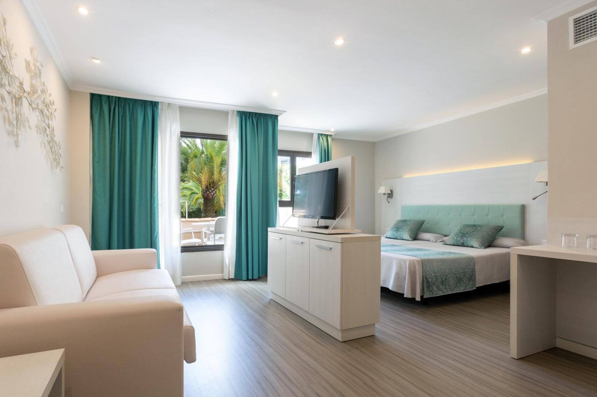Ona Palmira Paguera Hotel ปาเกรา ภายนอก รูปภาพ