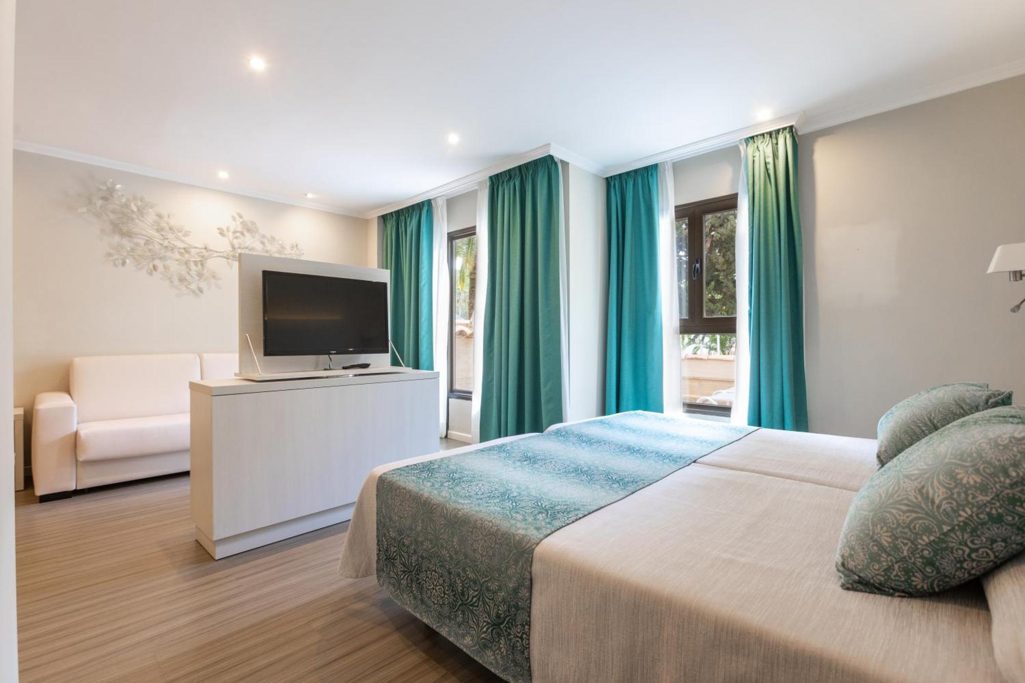 Ona Palmira Paguera Hotel ปาเกรา ภายนอก รูปภาพ